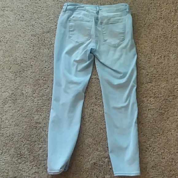Old Navy Sunbleached Distressed Rockstar Jeans - Picture 2 of 3